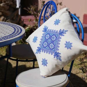 Coussin Carré Motif Marguerite Bleue